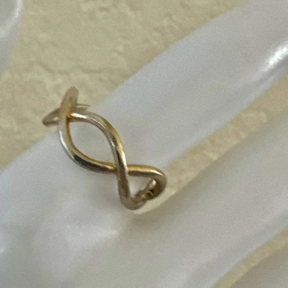 Infinity Twist Band Ring